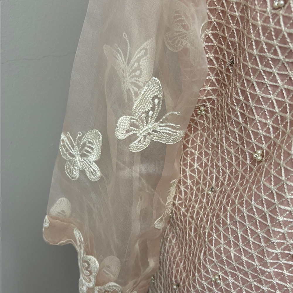 Embroidered Peach Lawn Kurta Set View 3